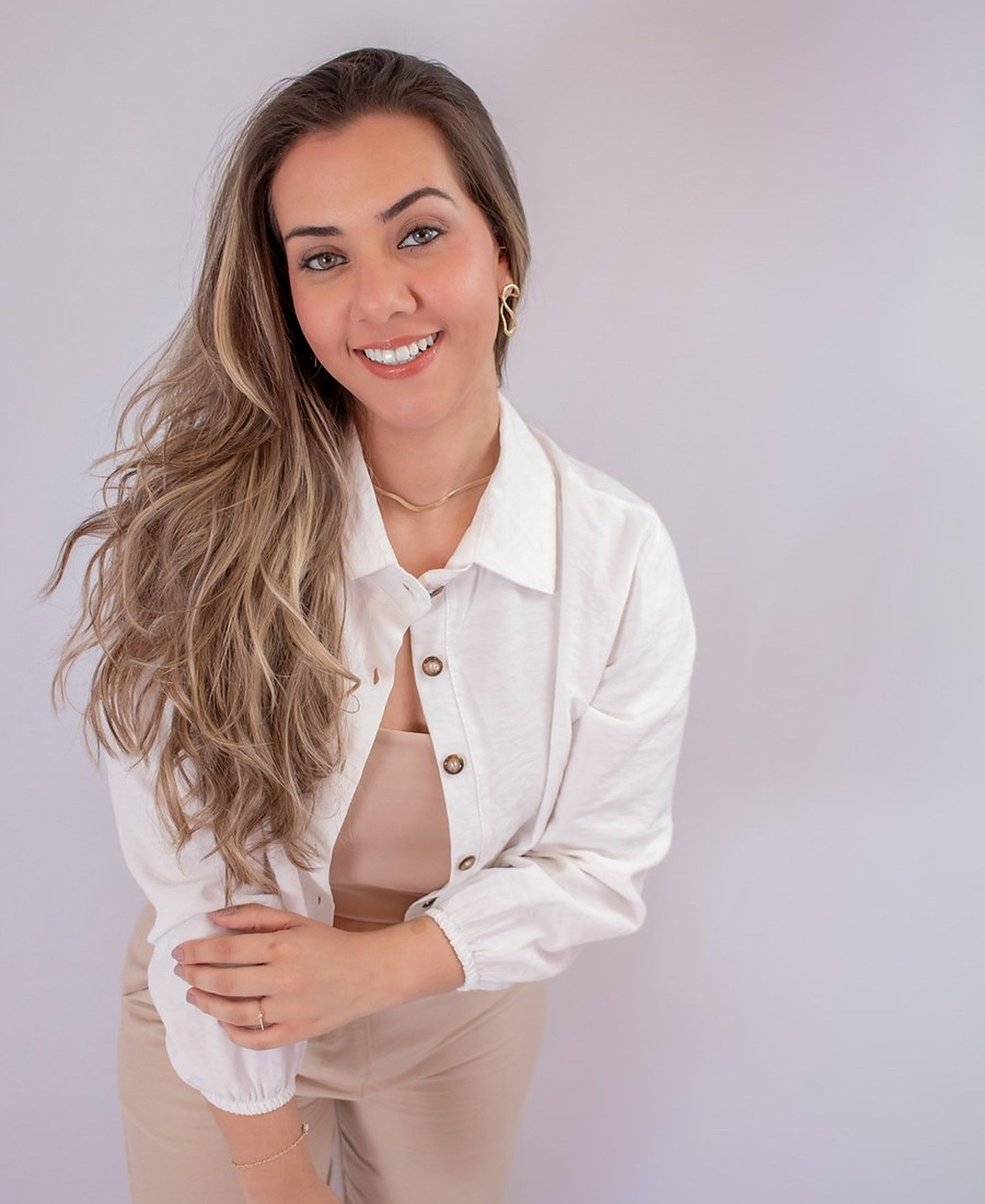 Larissa Rodrigues em ensaio profissional